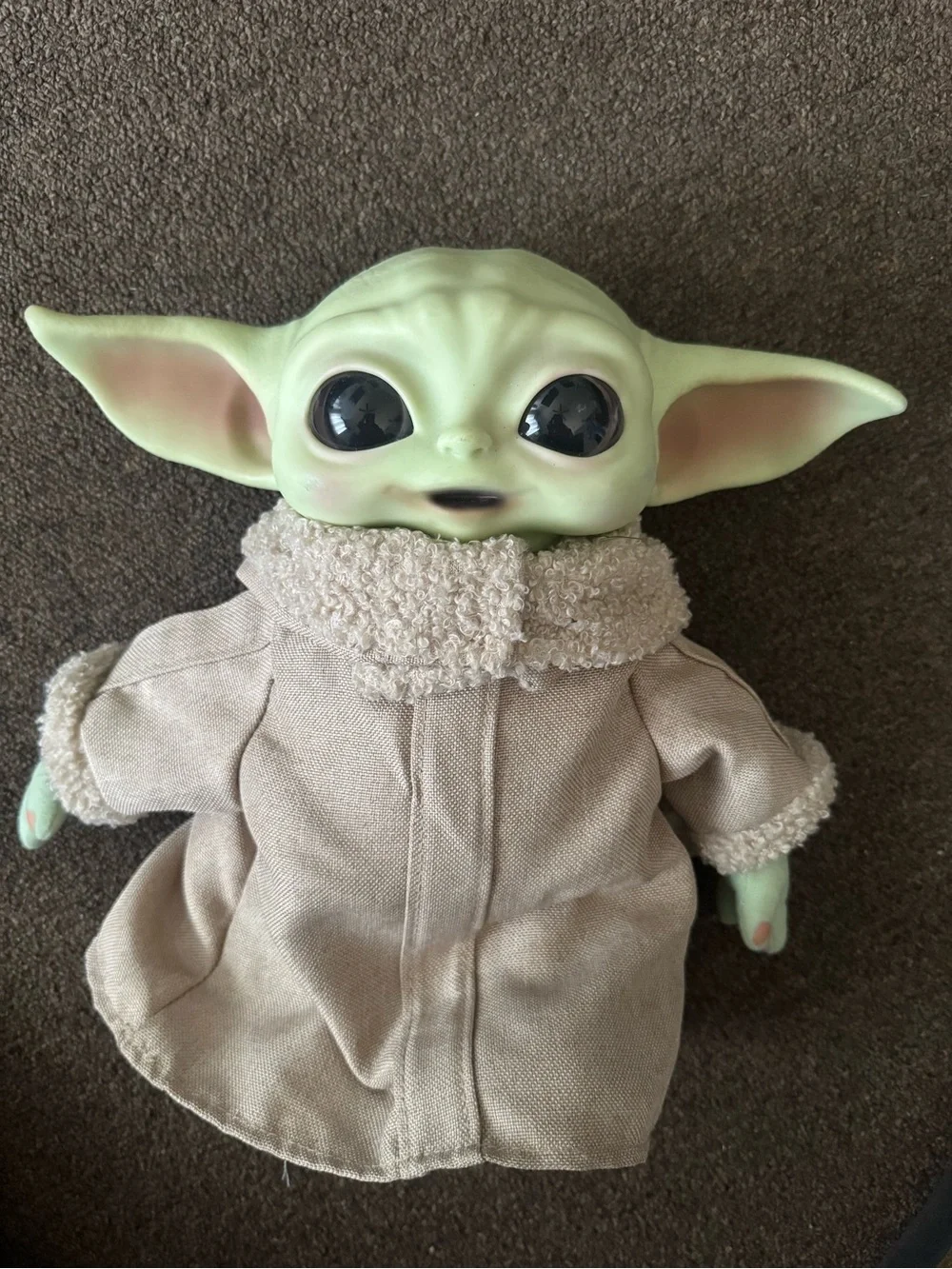 Hasbro Baby Yoda Plush in Light Green with Beige Robe